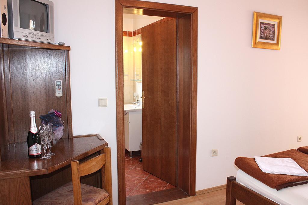 Mb Bed&Breakfast Pag Town Pokoj fotografie