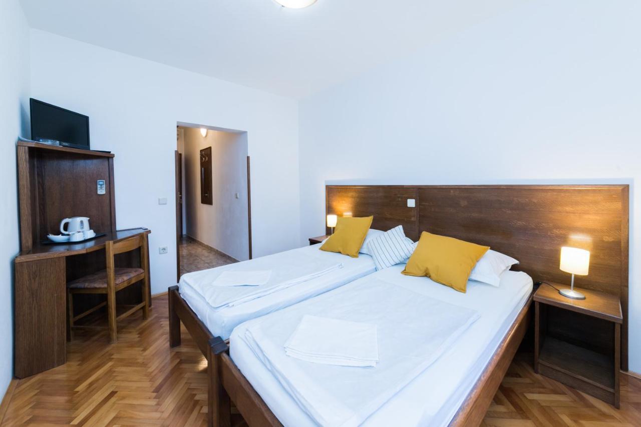 Mb Bed&Breakfast Pag Town Exteriér fotografie